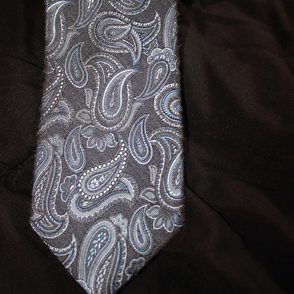 PRONTO UOMO PLATINUM SILK Other - EUC PRONTO UOMO PLATINUM SILK TIE TEAL/BL PAISLEY